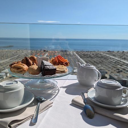 Grand Meeting Hotel Римини Екстериор снимка