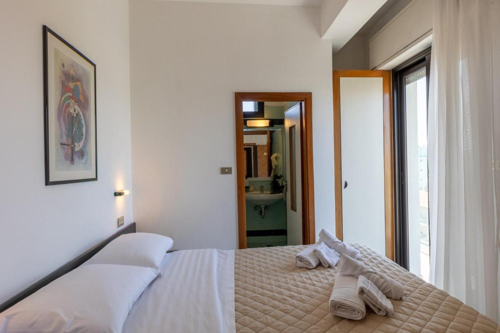 Grand Meeting Hotel Римини Екстериор снимка