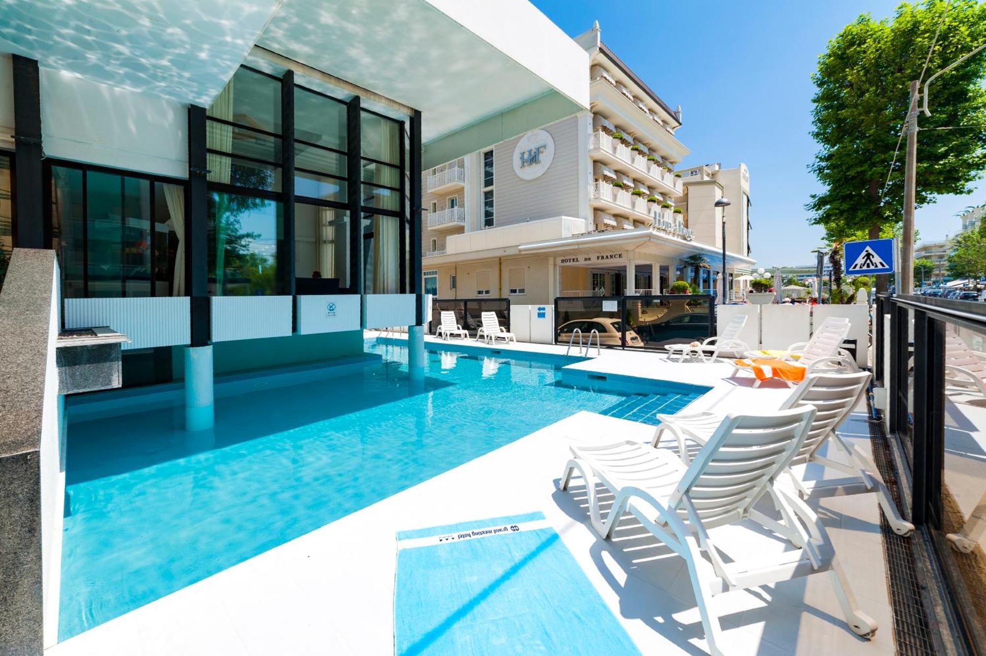 Grand Meeting Hotel Римини Екстериор снимка